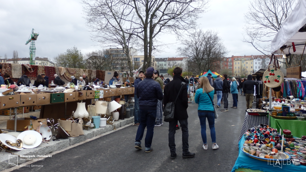 Mauerpark Flohmarkt